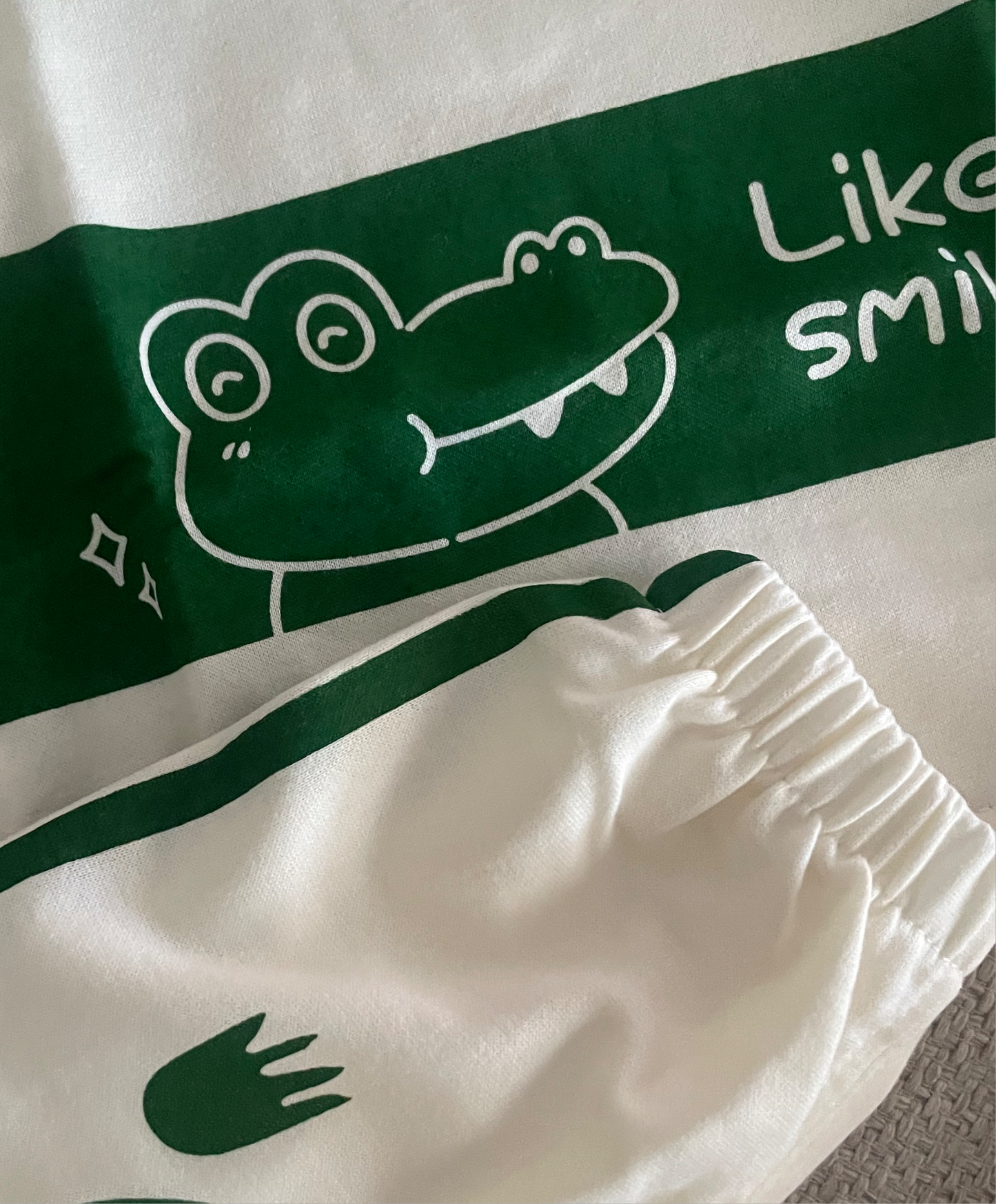 Smiley croc two-piece set